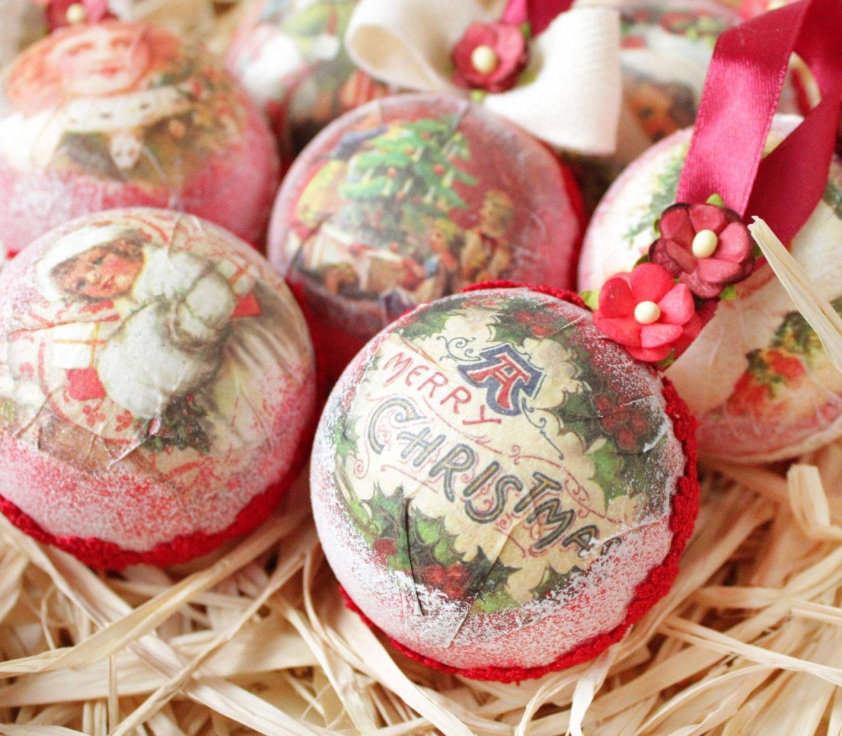 Новогодние игрушки декупаж