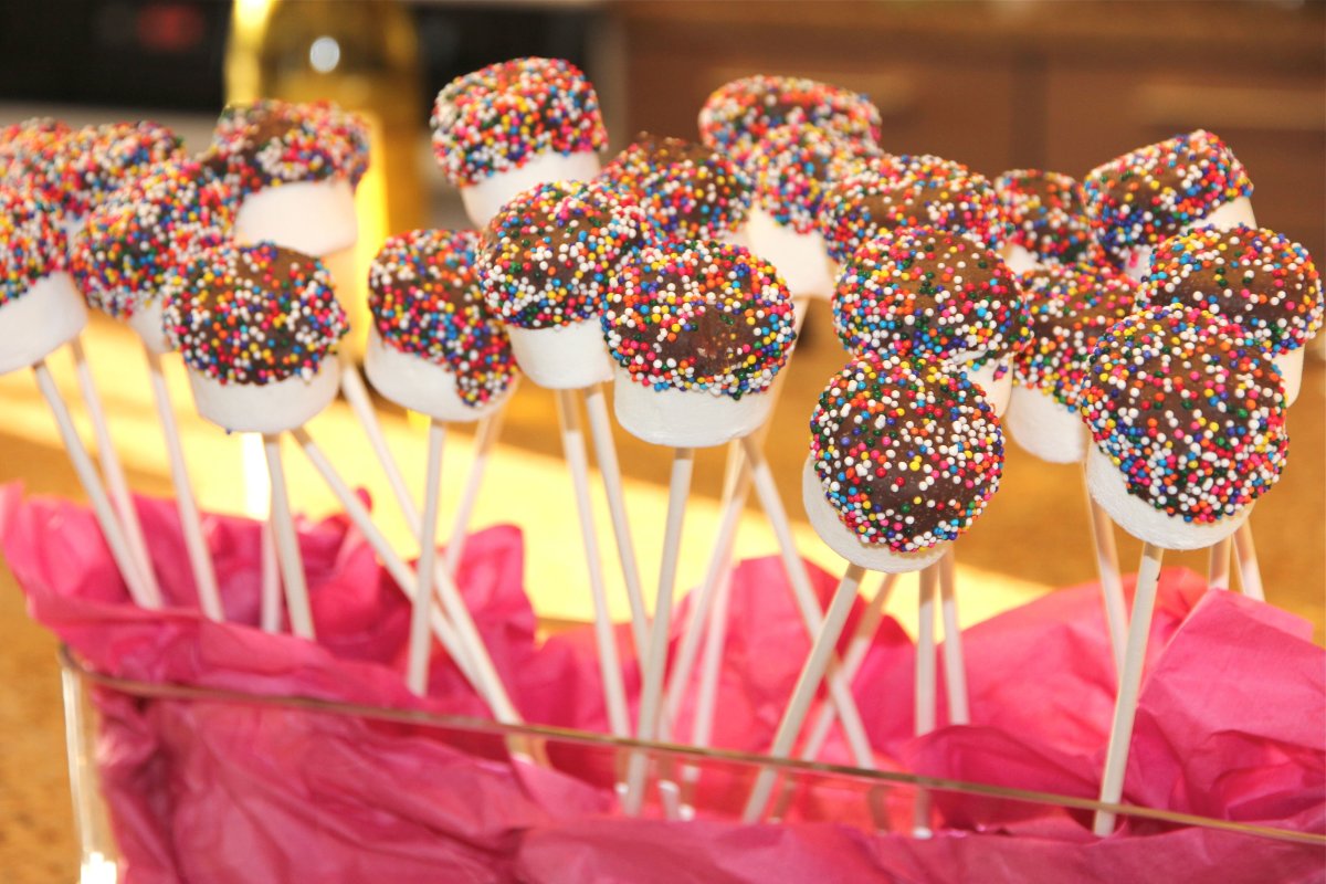 Кейк попсы в маршмеллоу