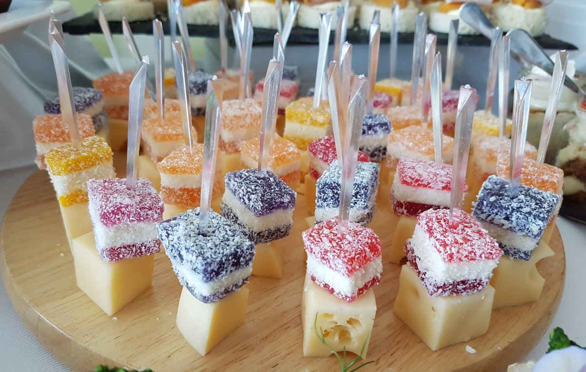 Канапе с мармеладом