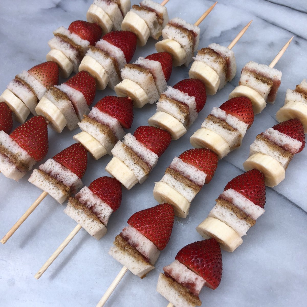 Маршмеллоу на шпажках