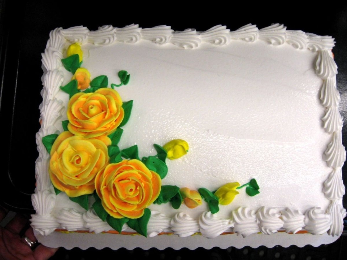 Прямоугольные торты украшенные кремом