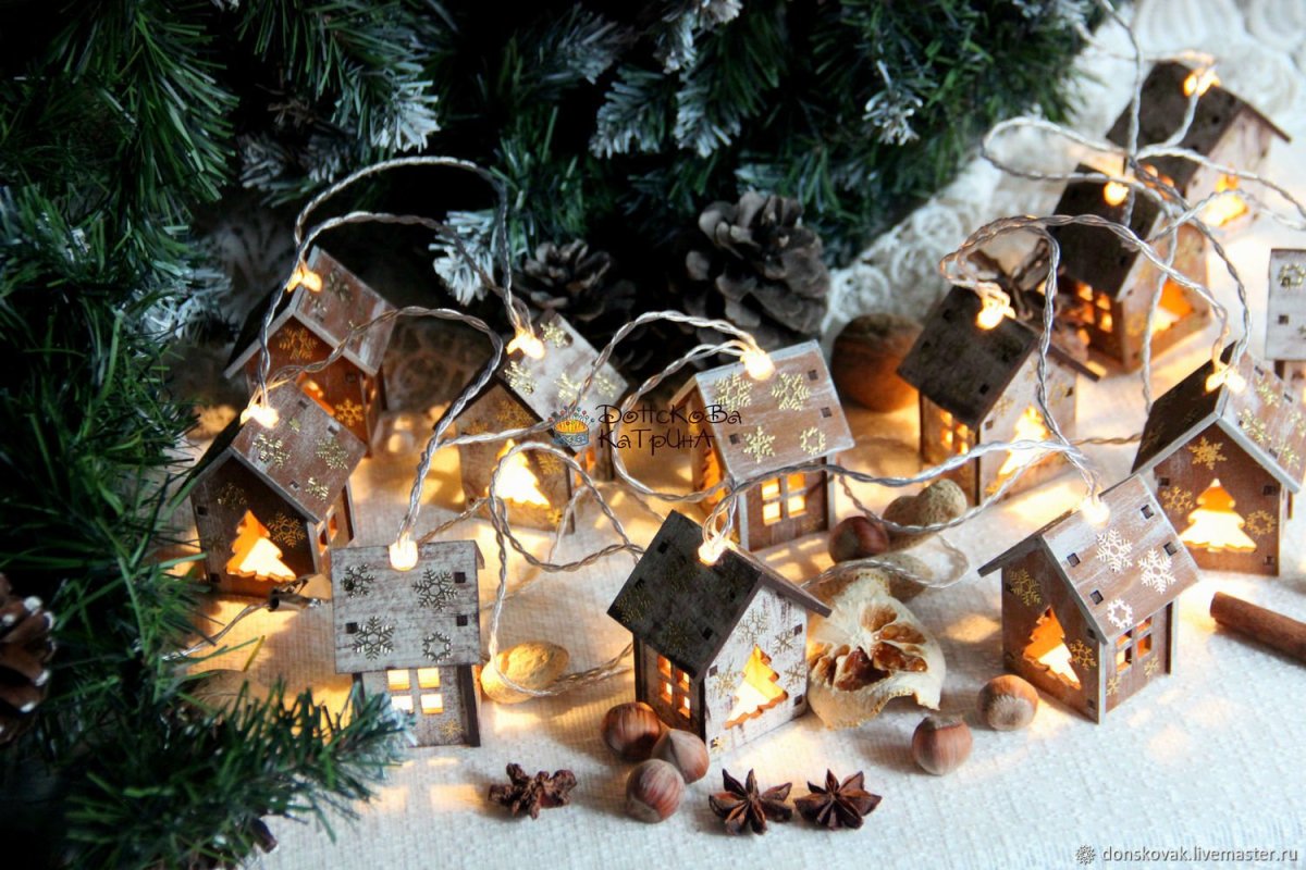 Старые новогодние гирлянды