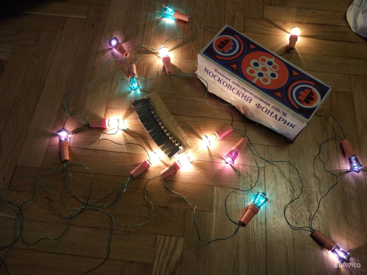 Флажки деревянные новогодние