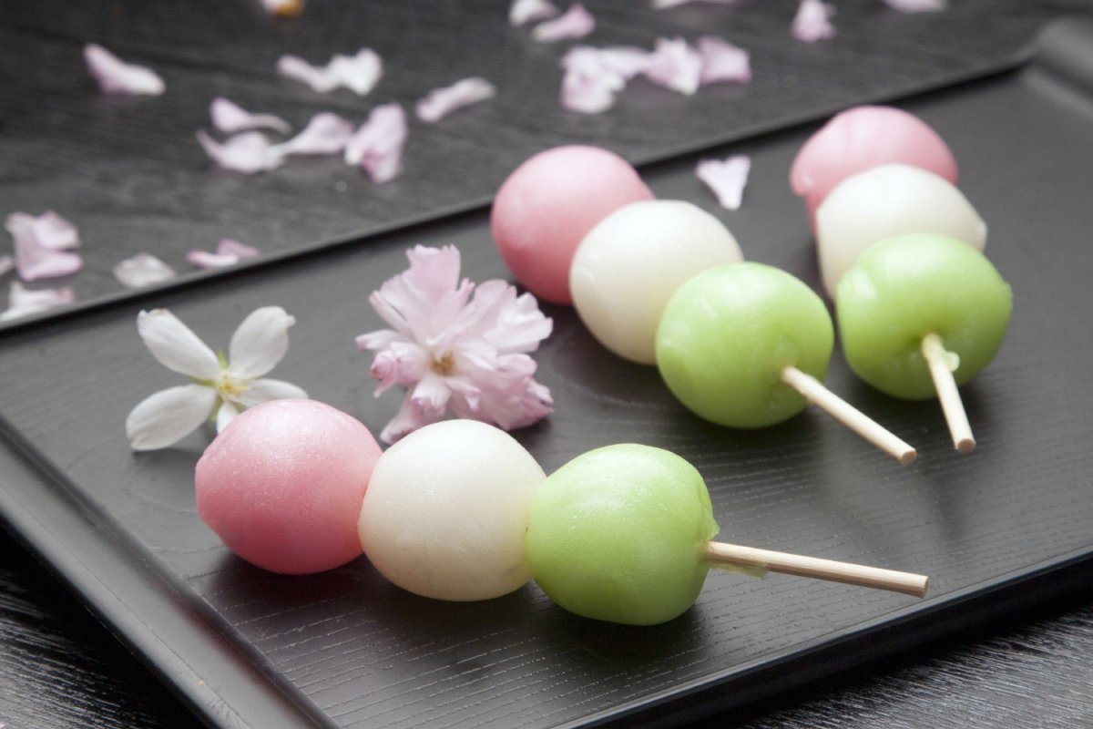 Японские сладости данго Моти