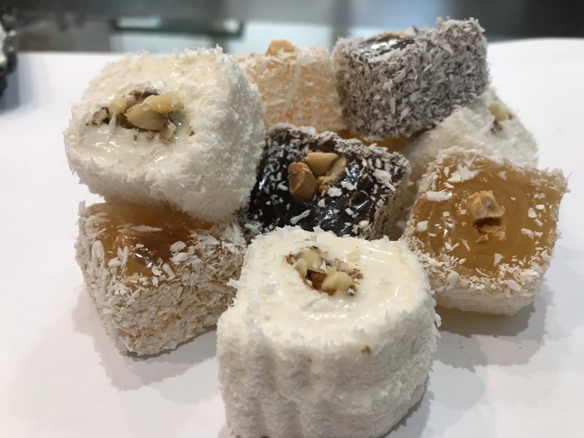 Рахат лукум, нуга, пахлава