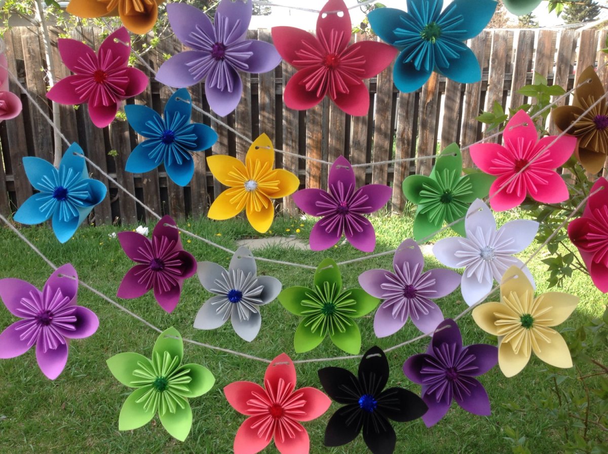 Бумажная гирлянда