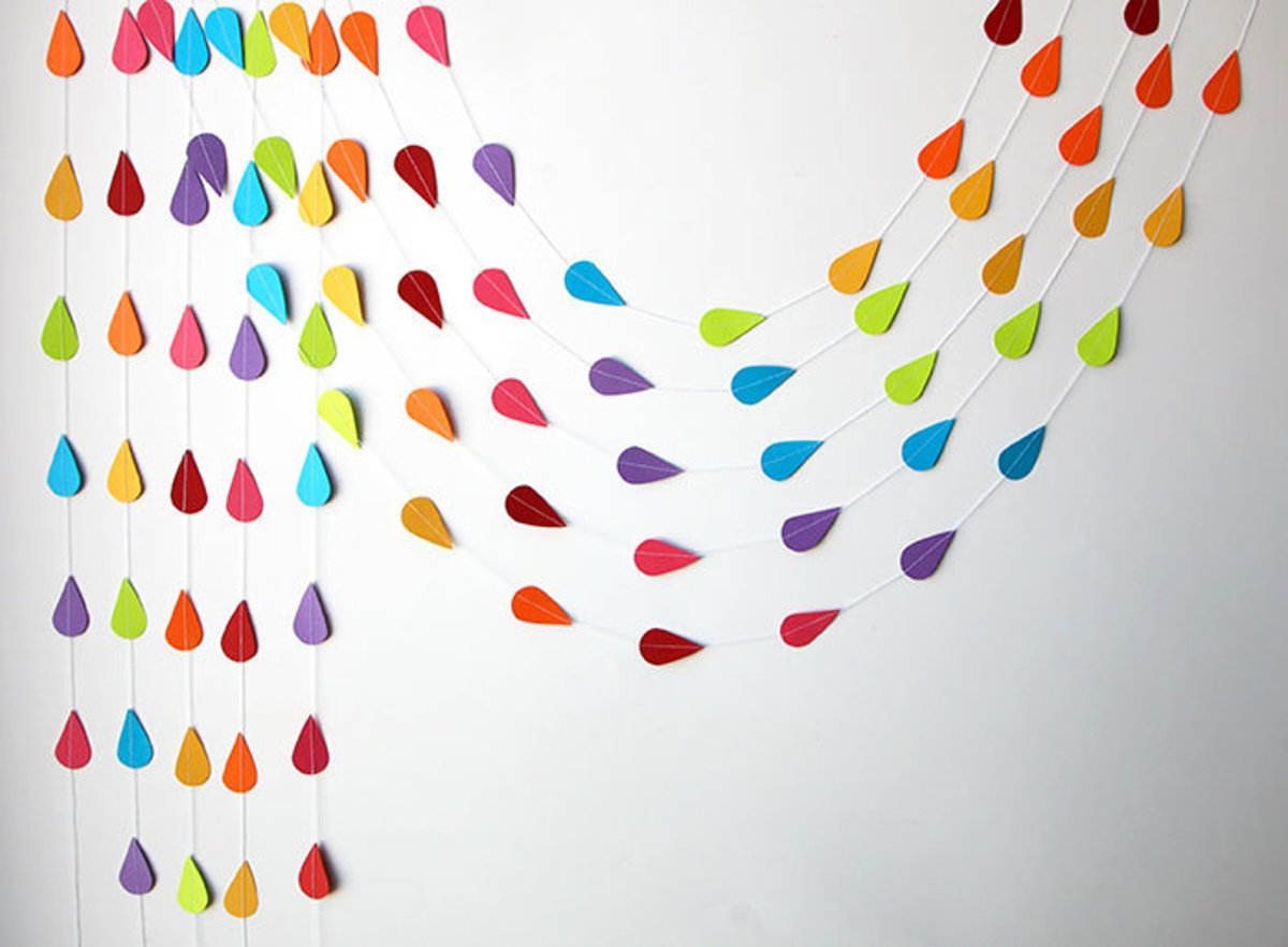 Цветочная гирлянда из фетра