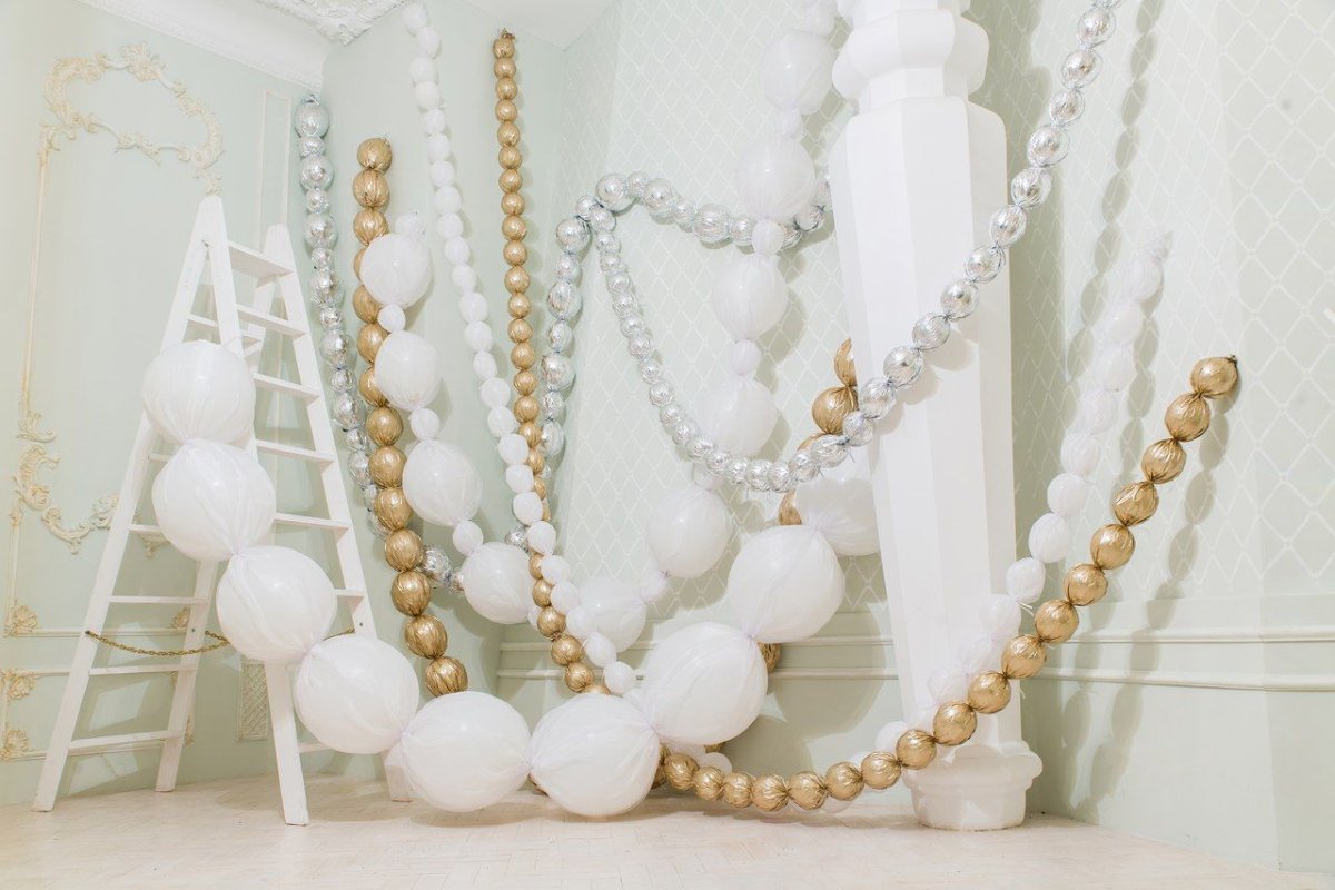 Гирлянда из бабочек