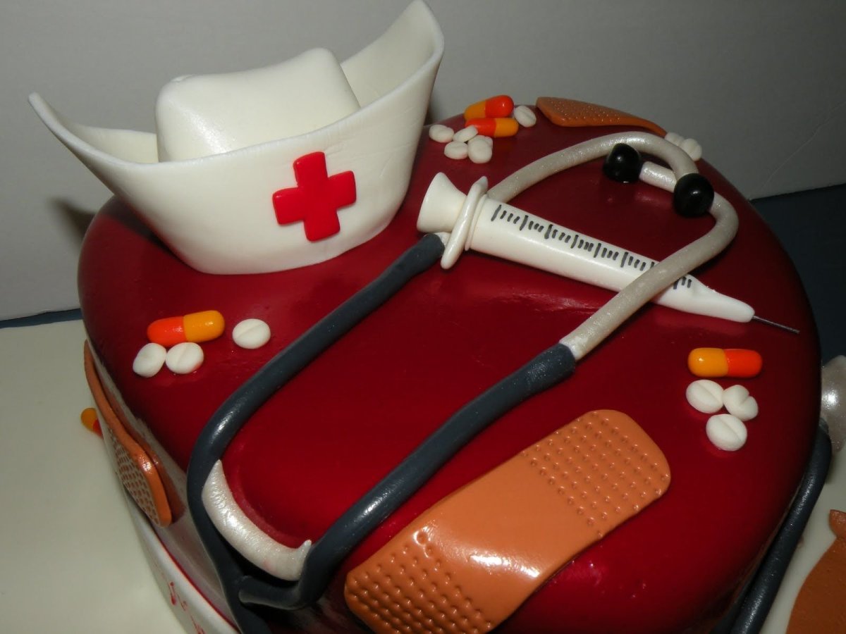 Торт на день медработника