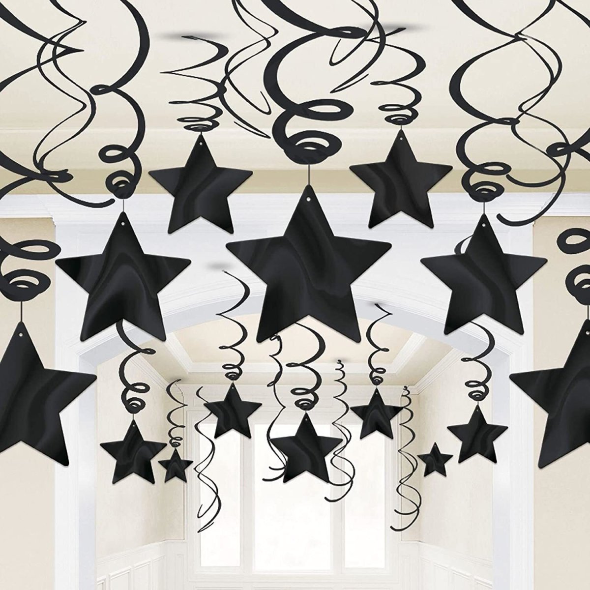 Украшение с объемными звездами