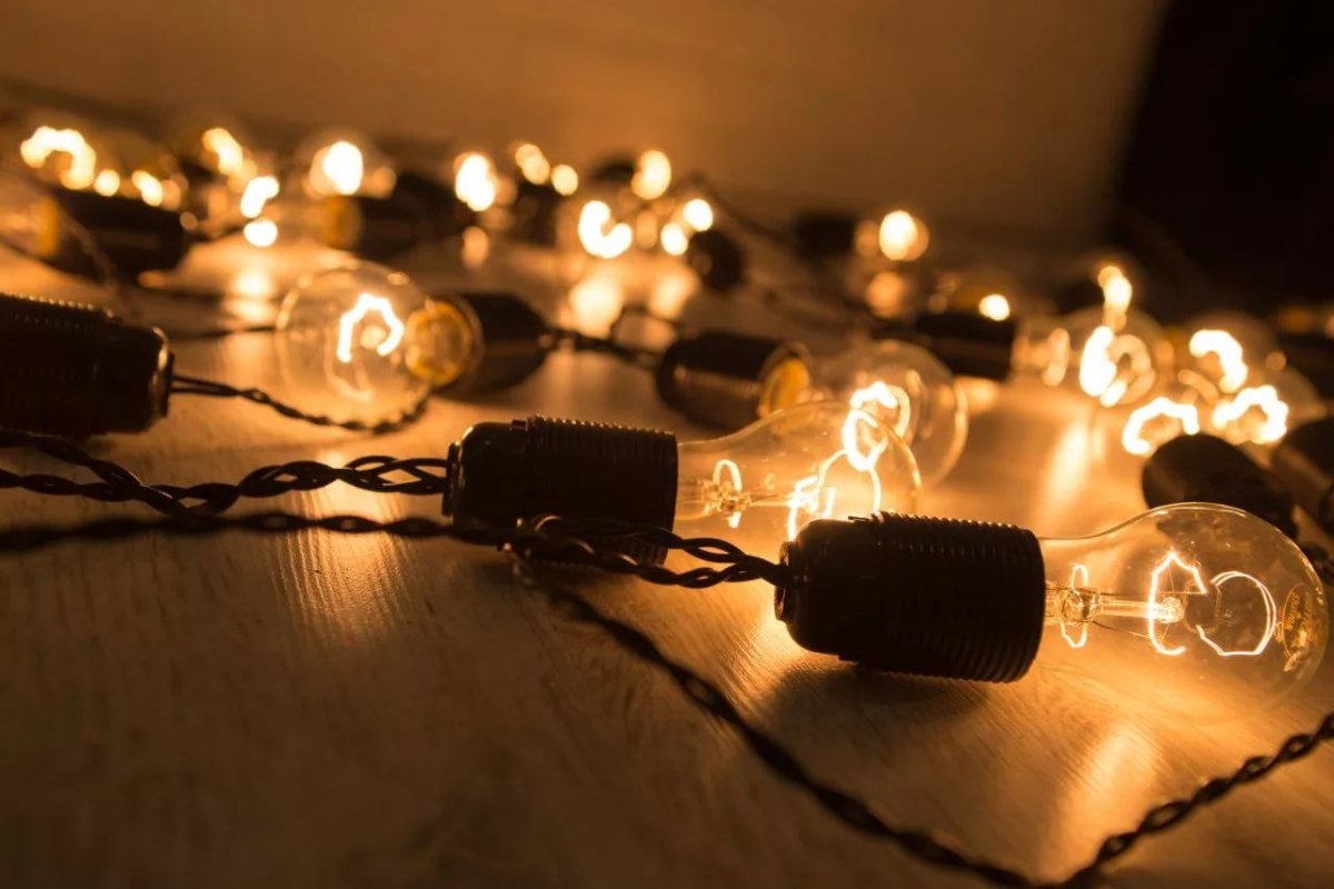Гирлянда с лампами накаливания