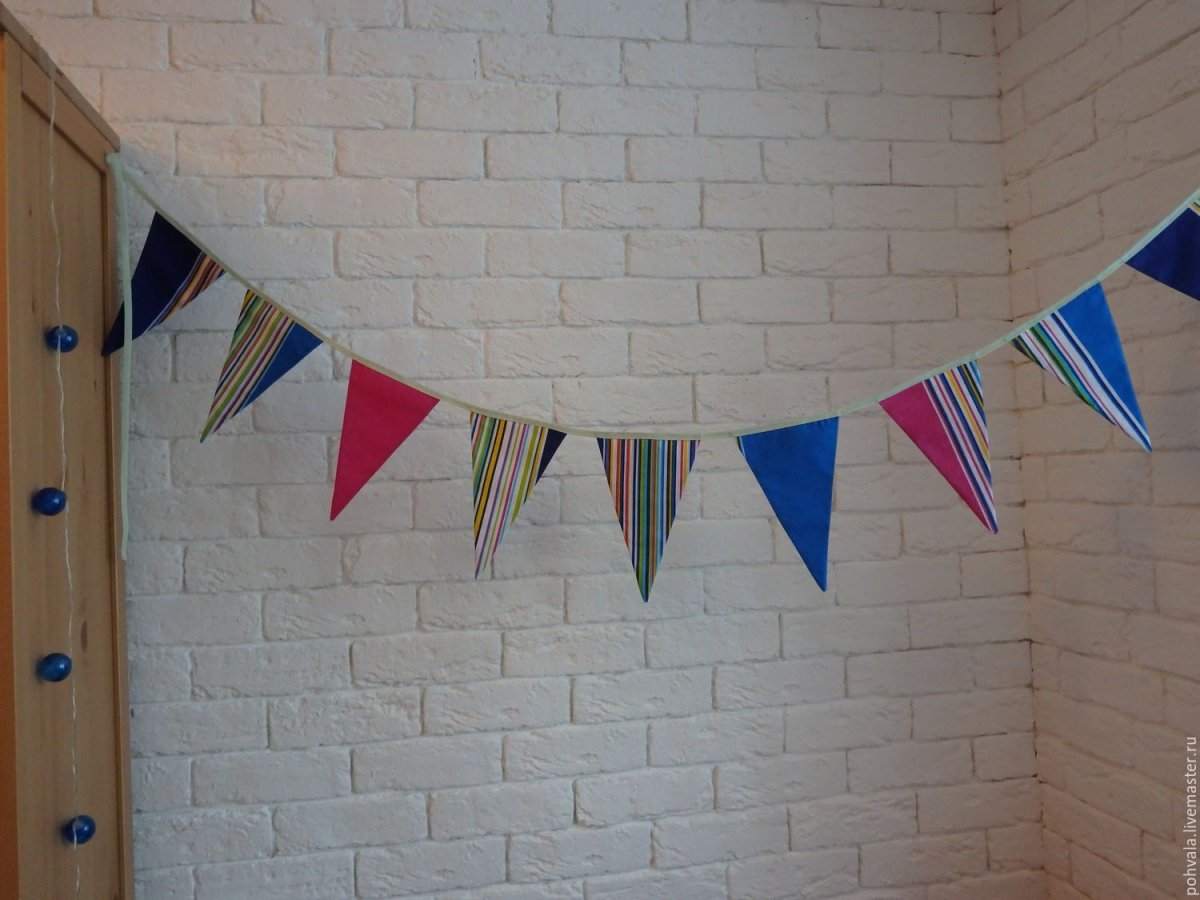Гирлянда из флажков для детского сада