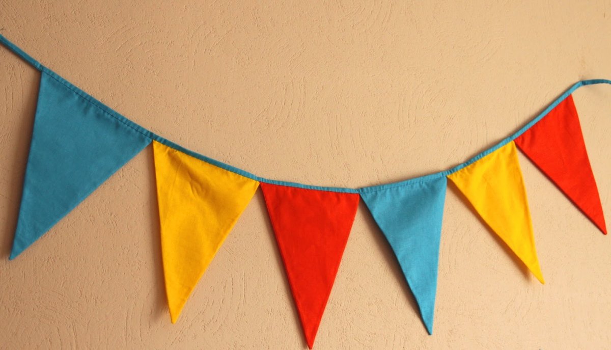 Цветные флажки для детского сада