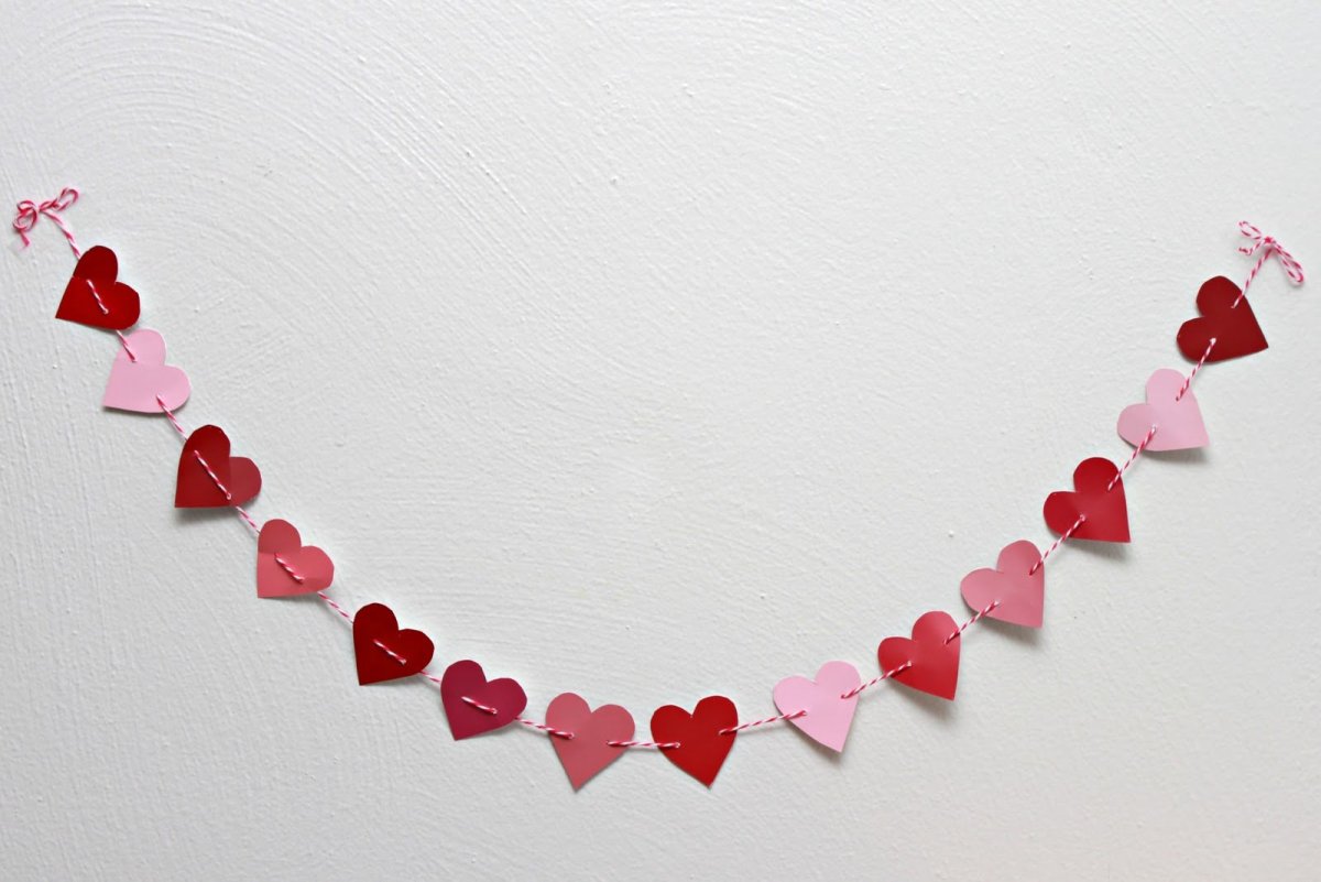 Гирлянда из сердечек