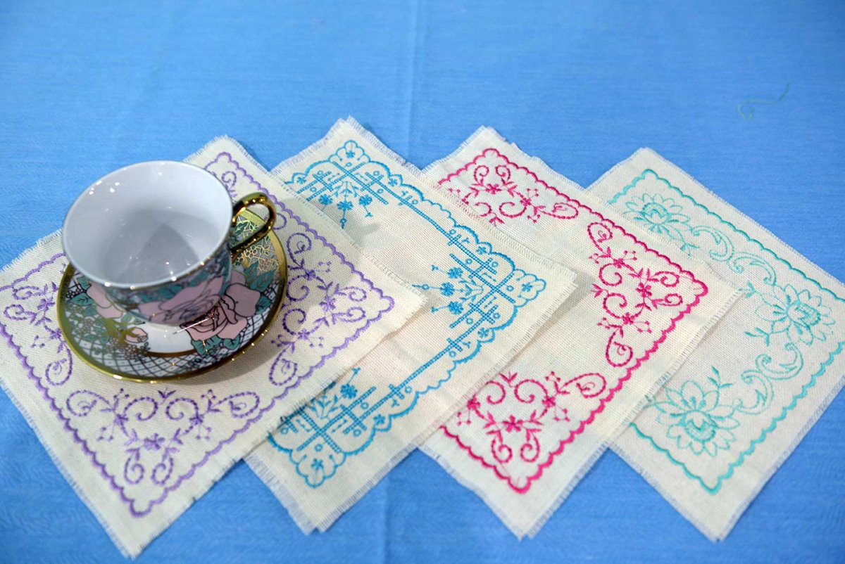 Салфетки для чайного стола
