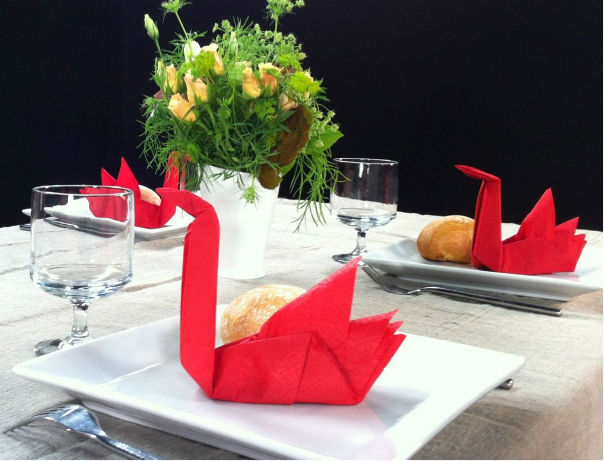 Салфетки для сервировки стола