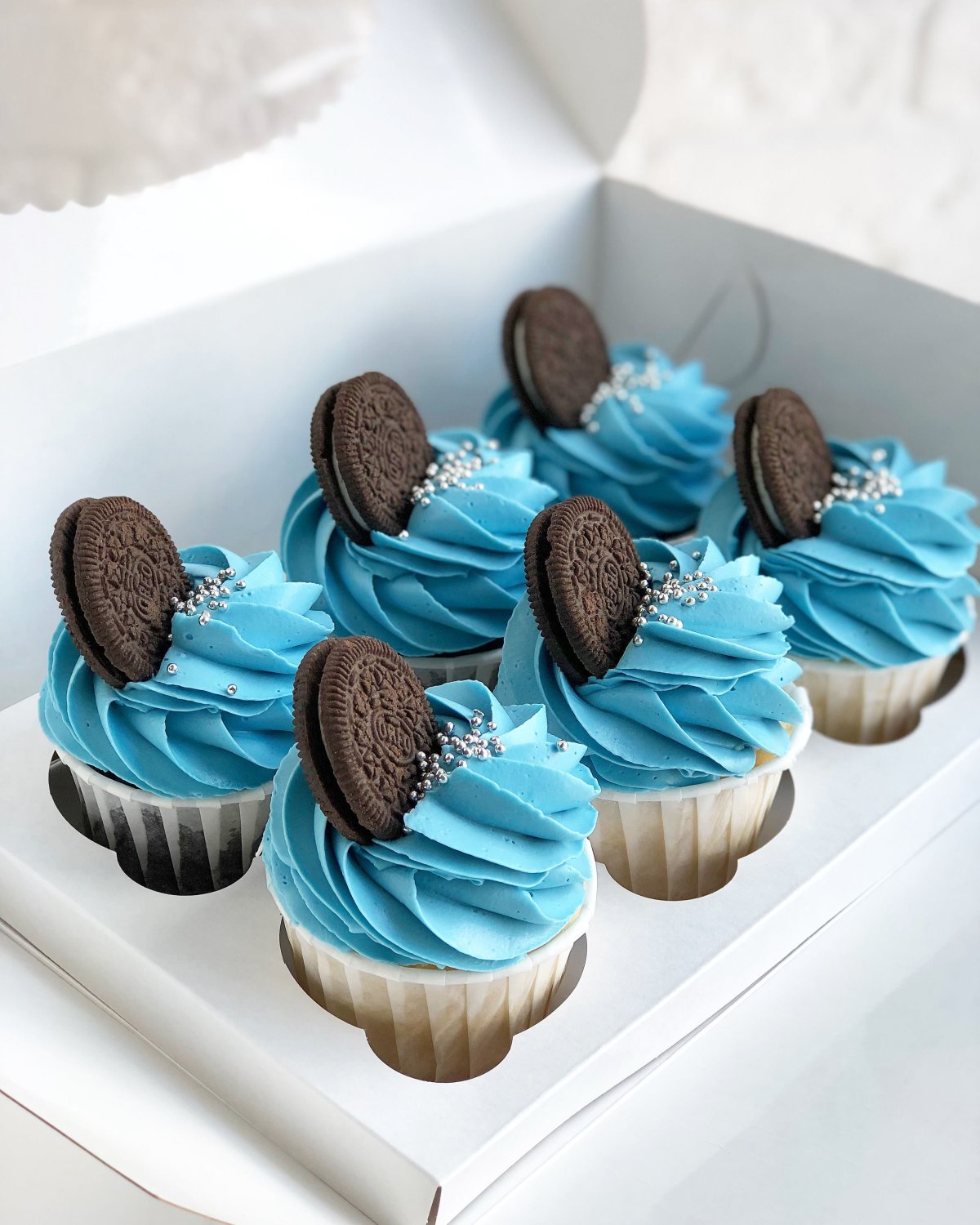 Капкейки с ежевикой