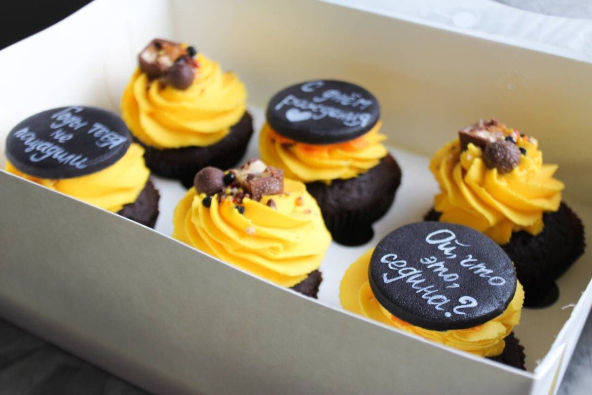 Капкейки маме на день рождения