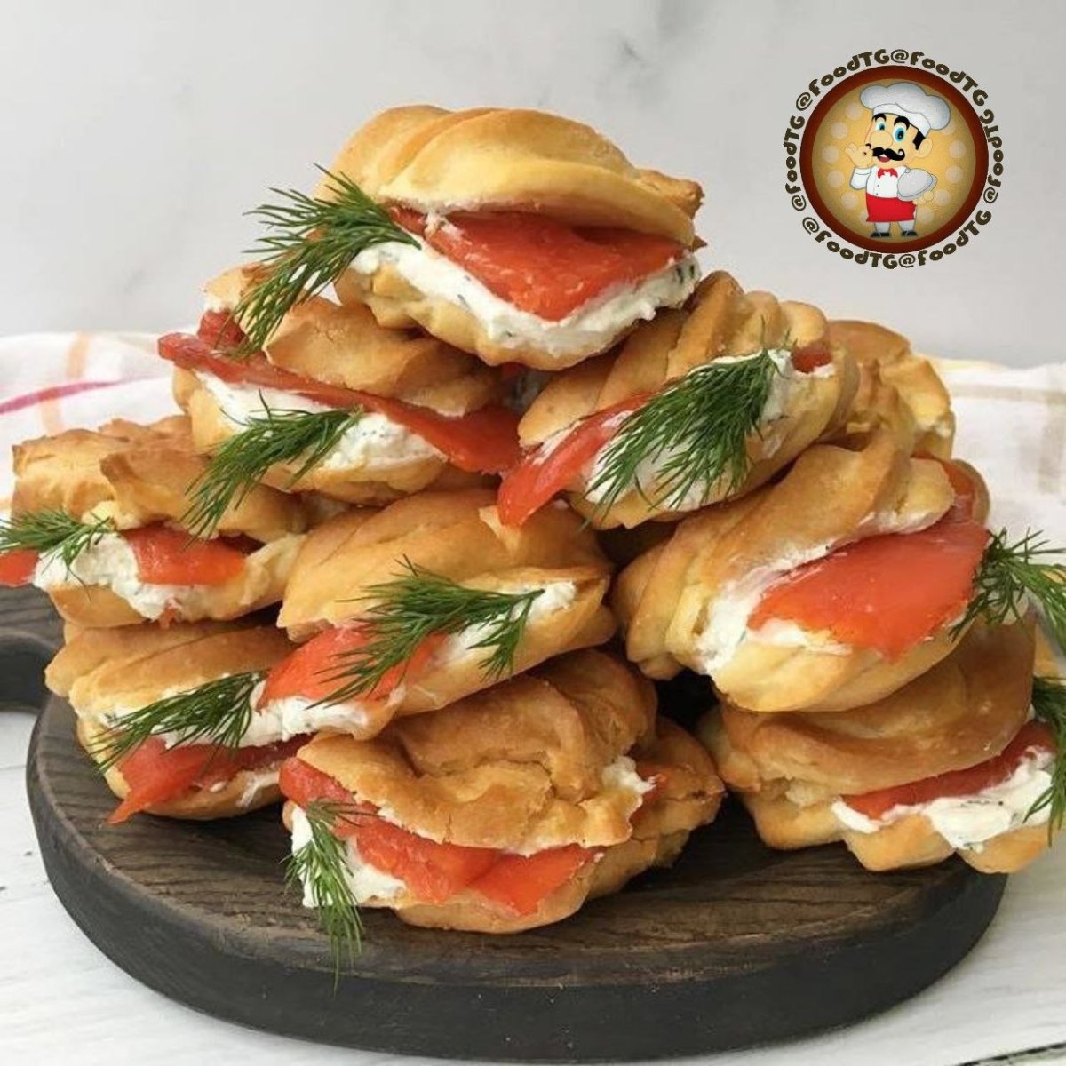 Мини бургеры для детей лягушка