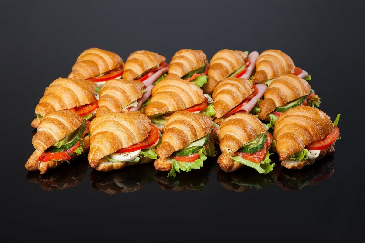 Закусочные круассаны