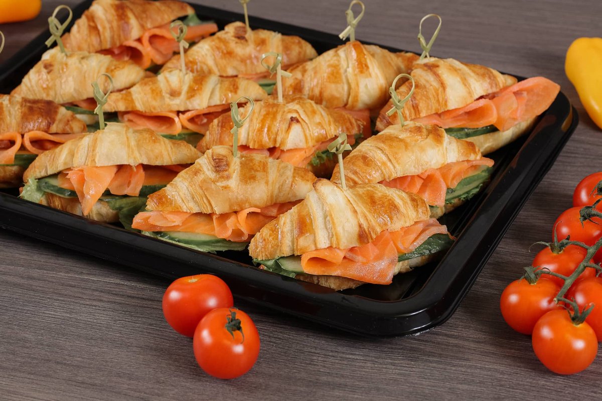 Заказки из слоеного теста