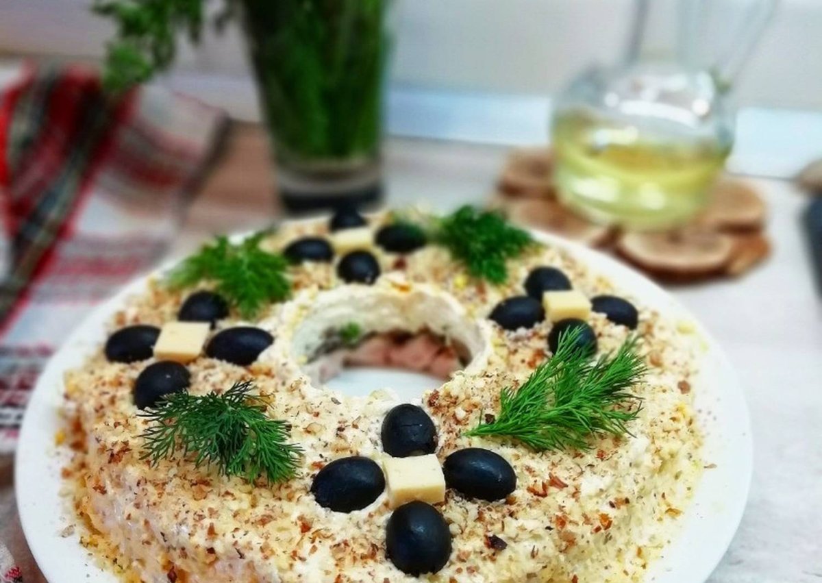 Украсить салат Оливье