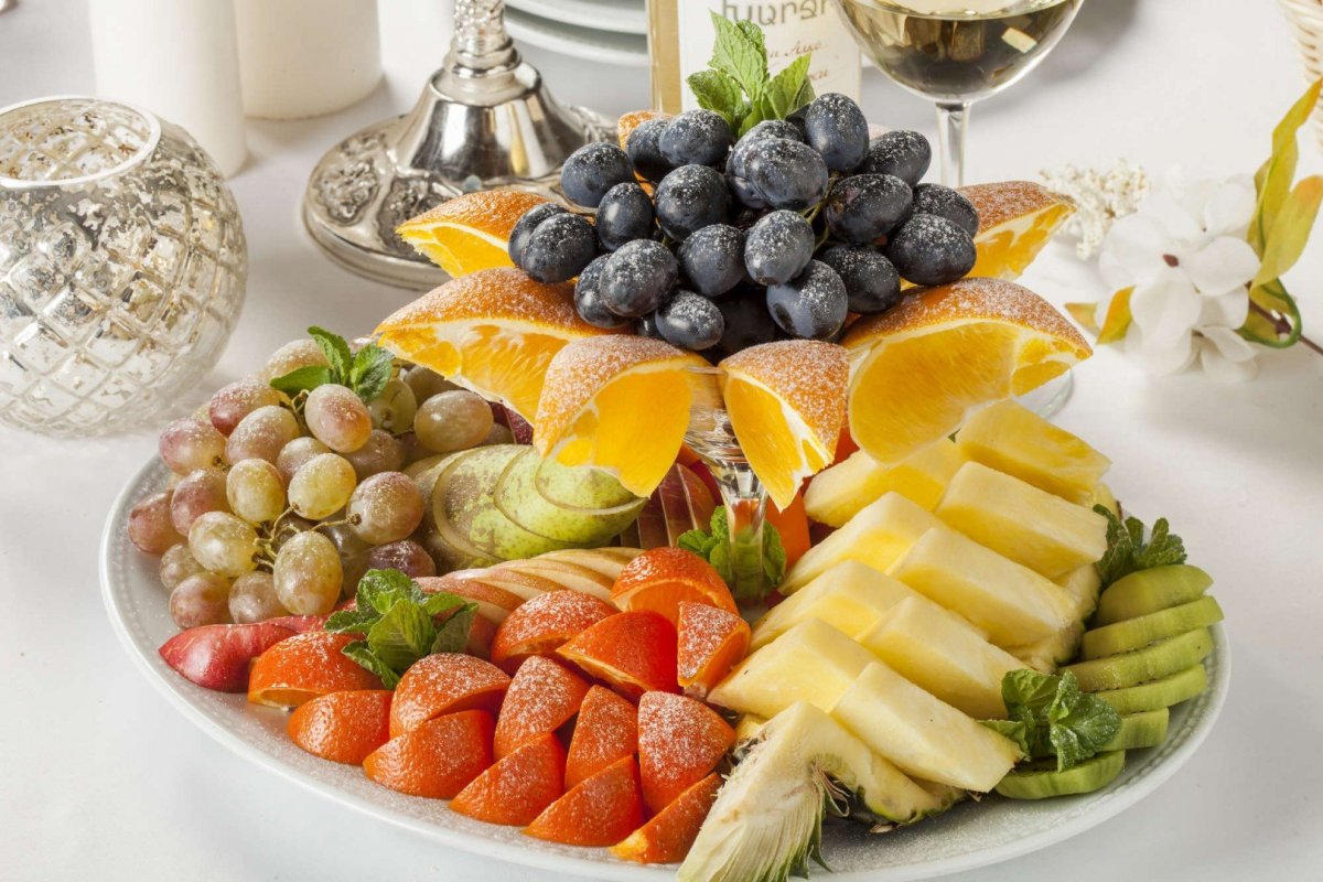 Украшения из фруктов