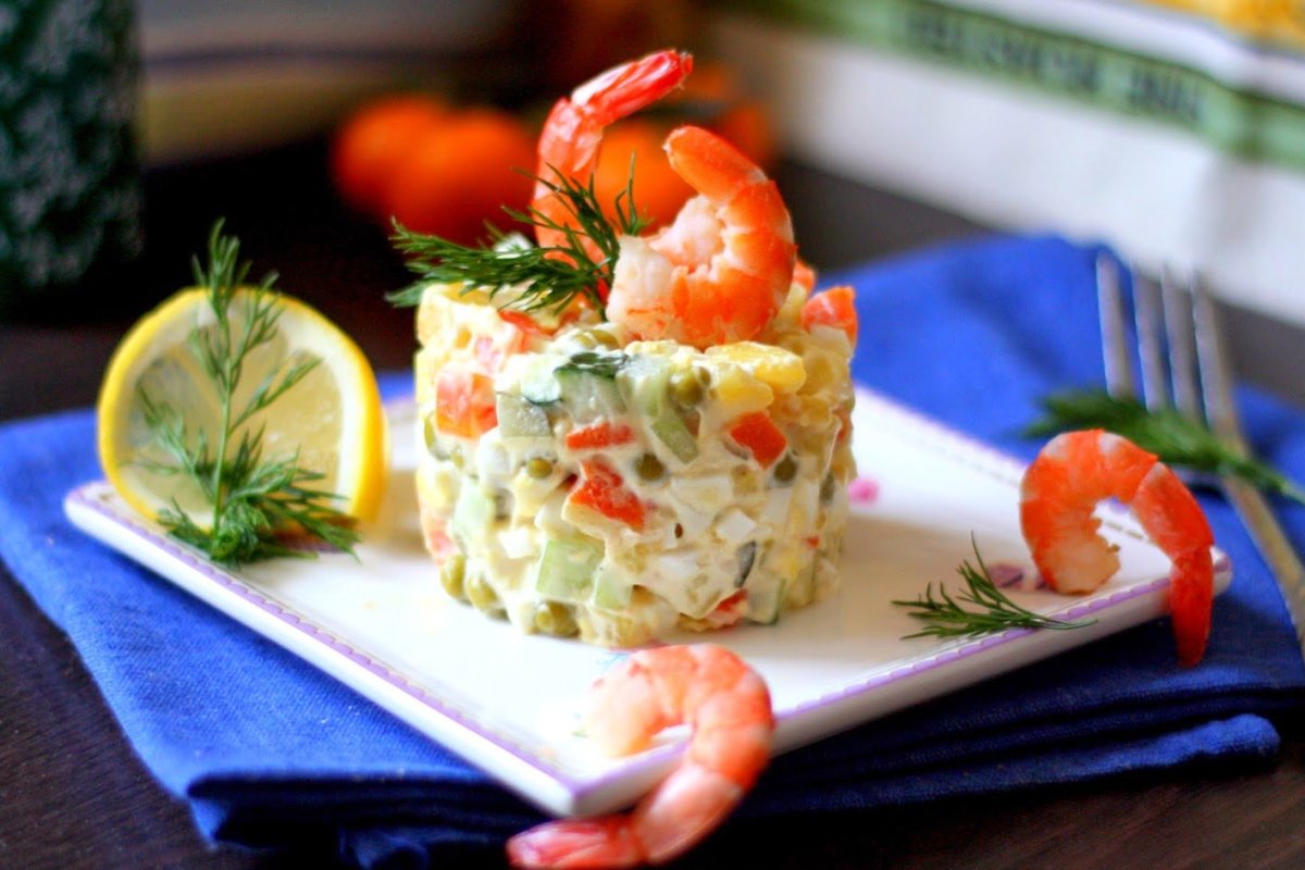 Оливье с креветками