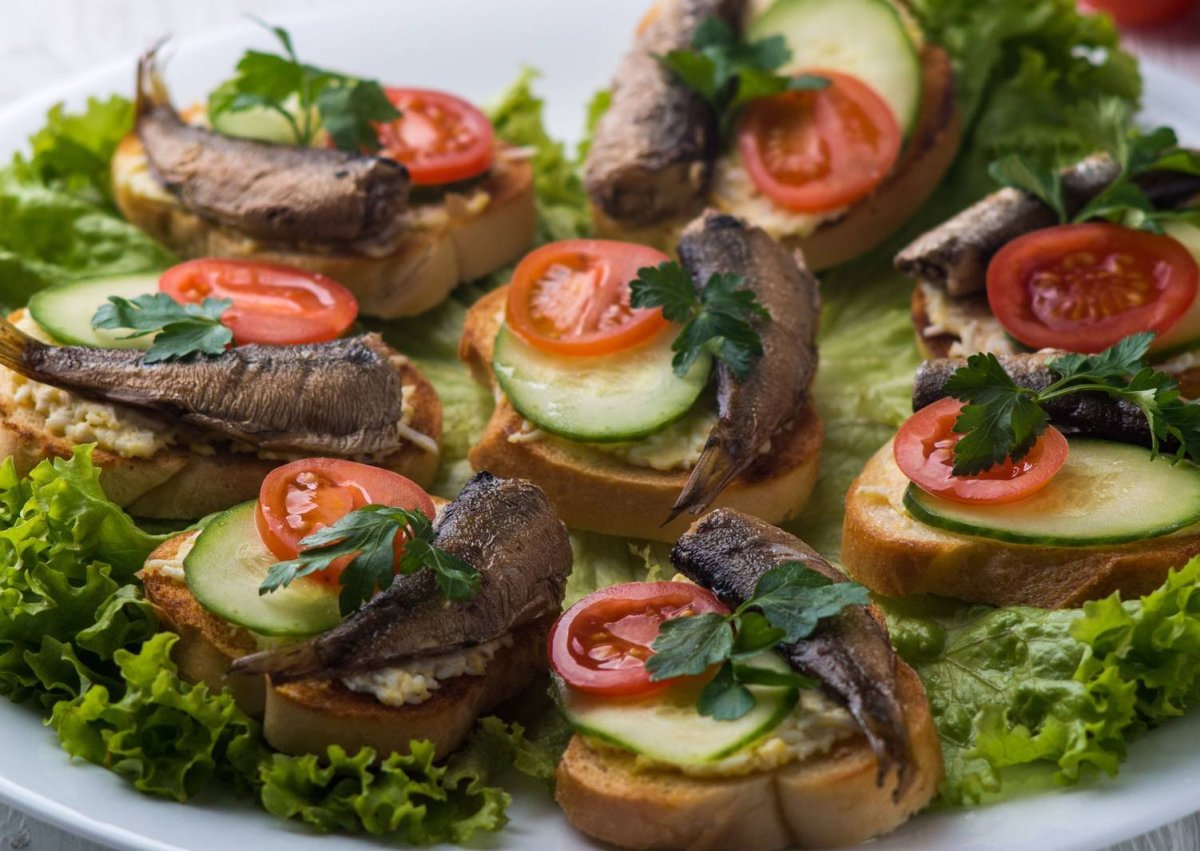 Бутерброды с морковью и плавленным сыром