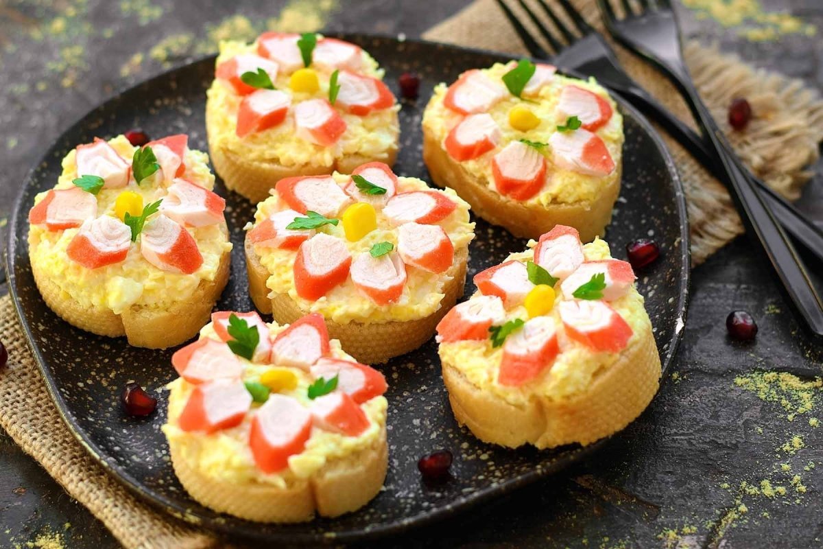 Оригинальные бутерброды на праздничный