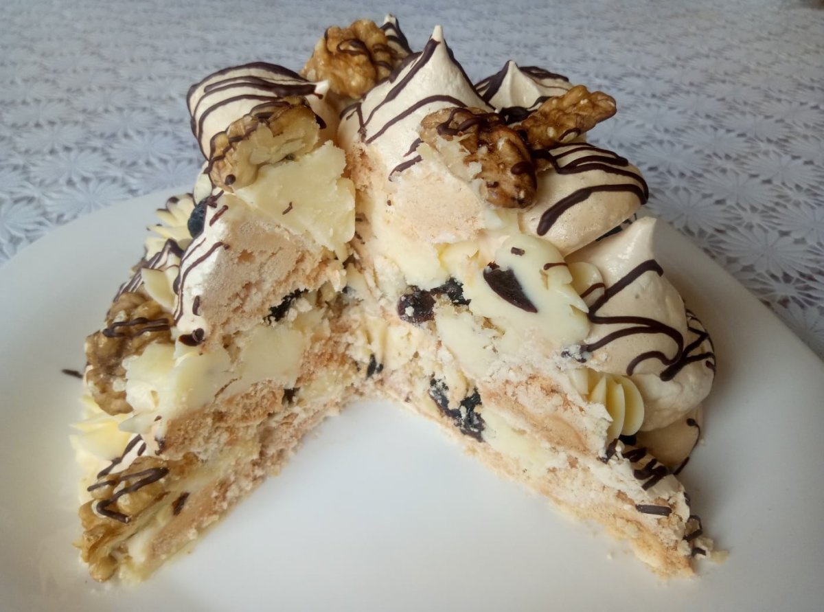 Графские развалины с зефиром и орехами