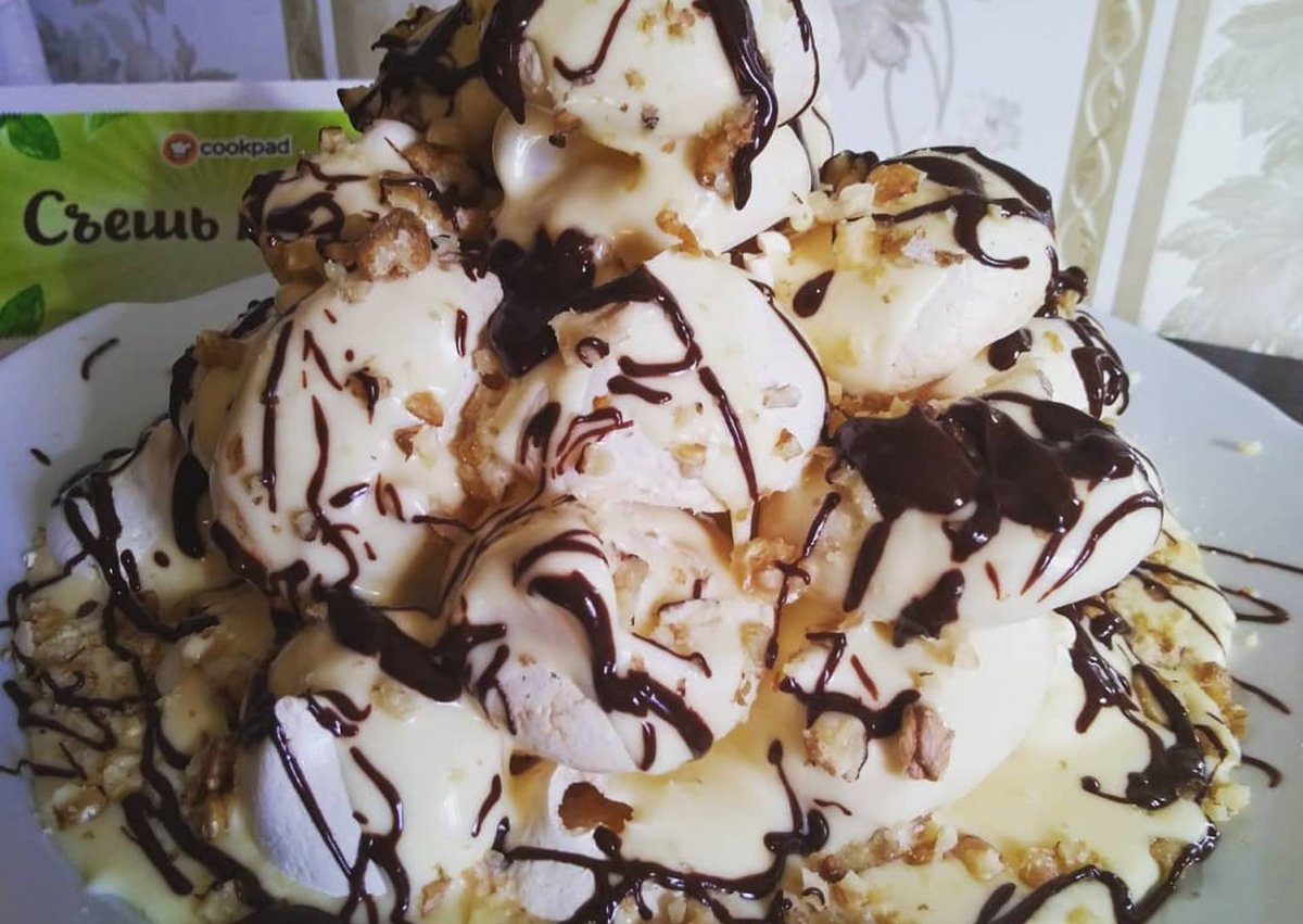 Торт Графские развалины с безе