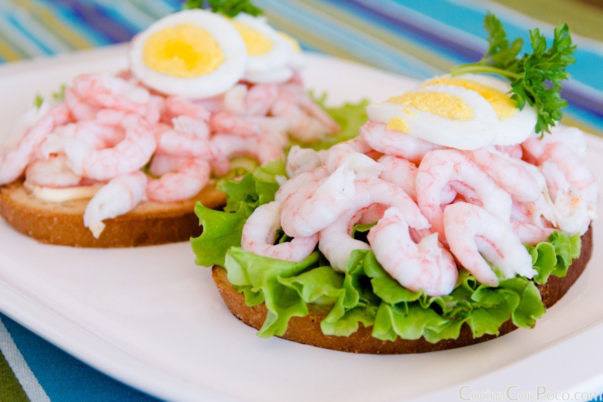 Бутеры с креветками