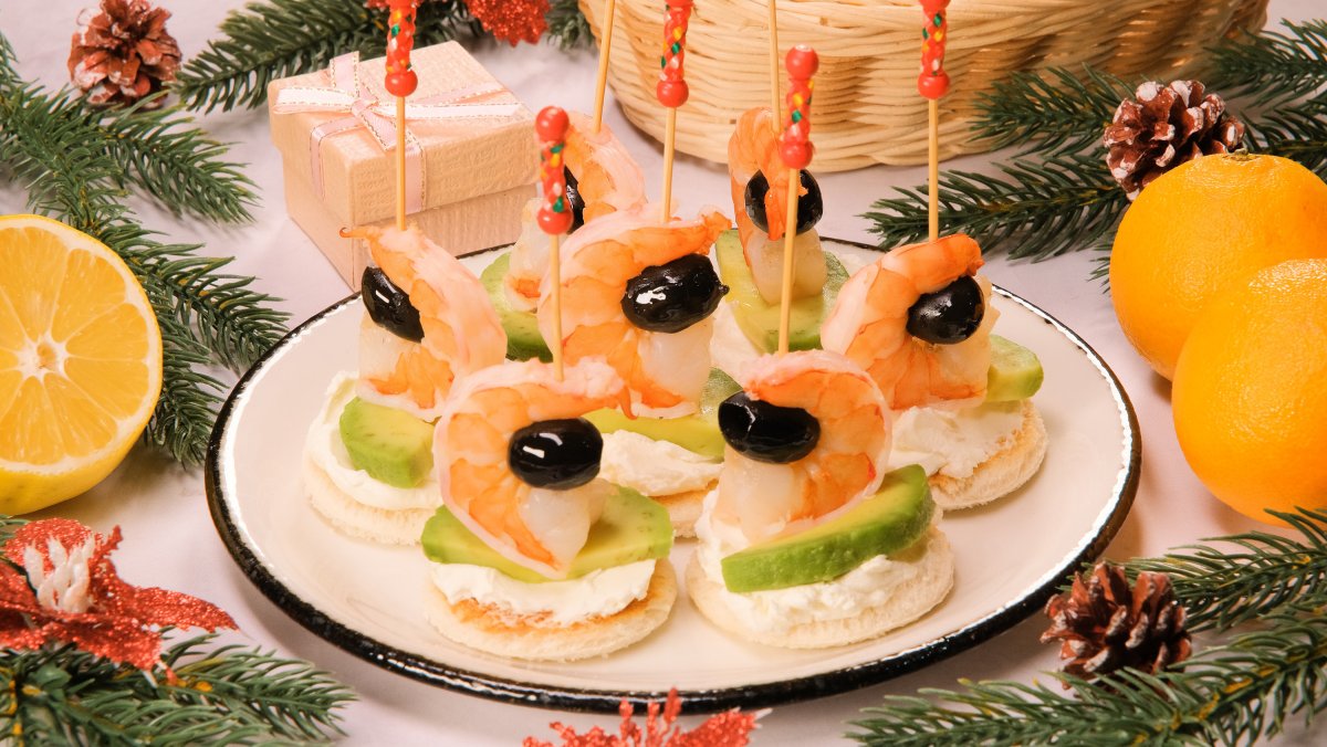 Новогодние бутерброды с креветками