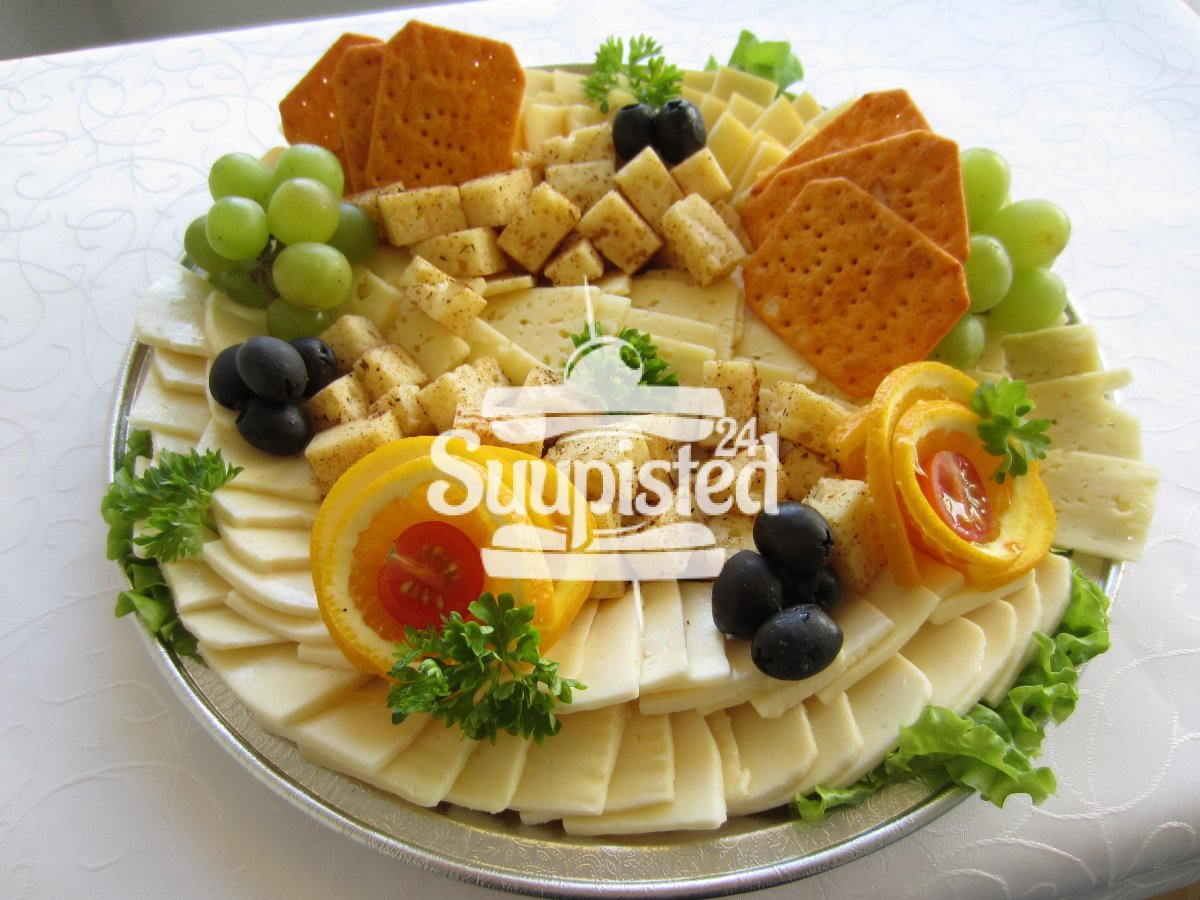Украшение сырной тарелки