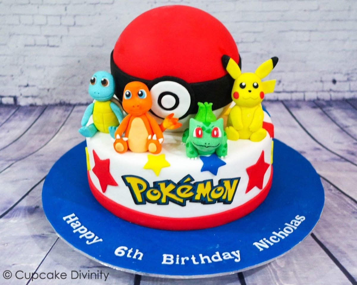 Торт в виде Пикачу