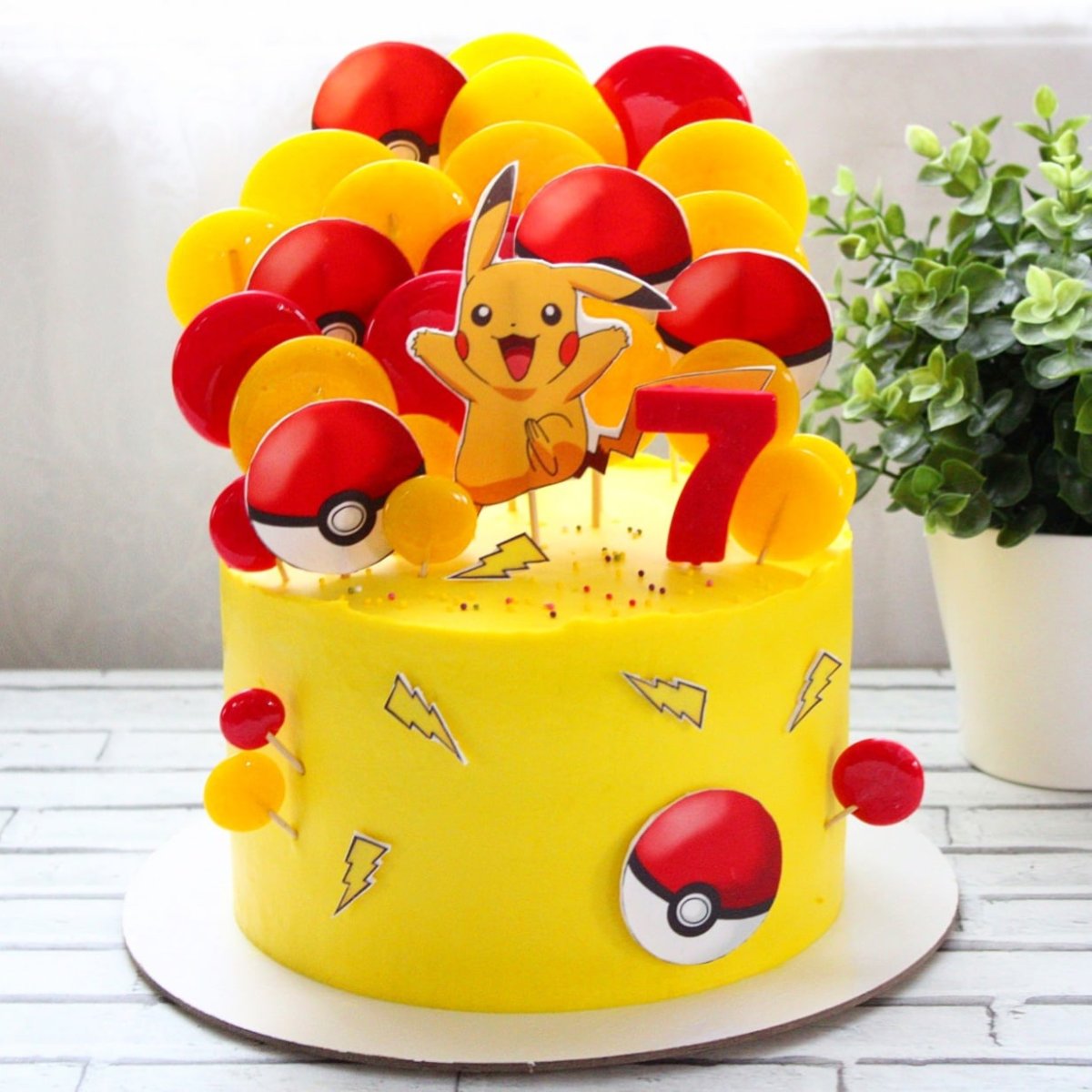 Торт детектив Пикачу