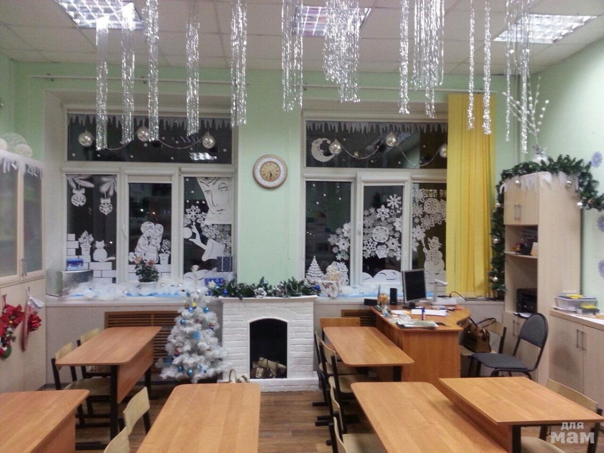 Украшение школы к новому году