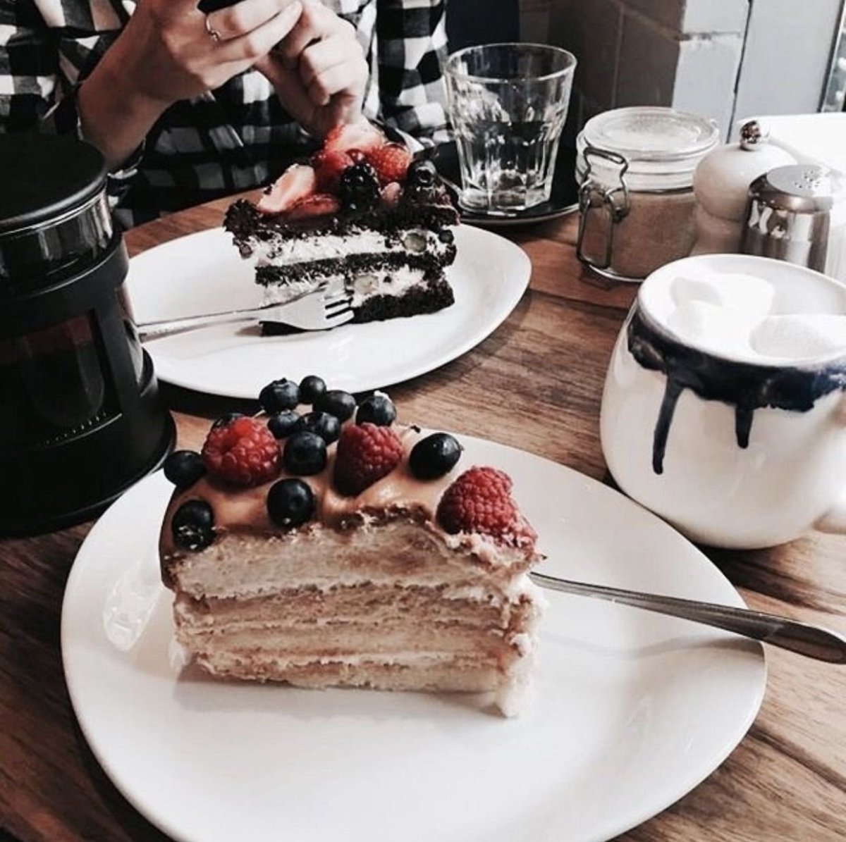 Торт с инстаграмом