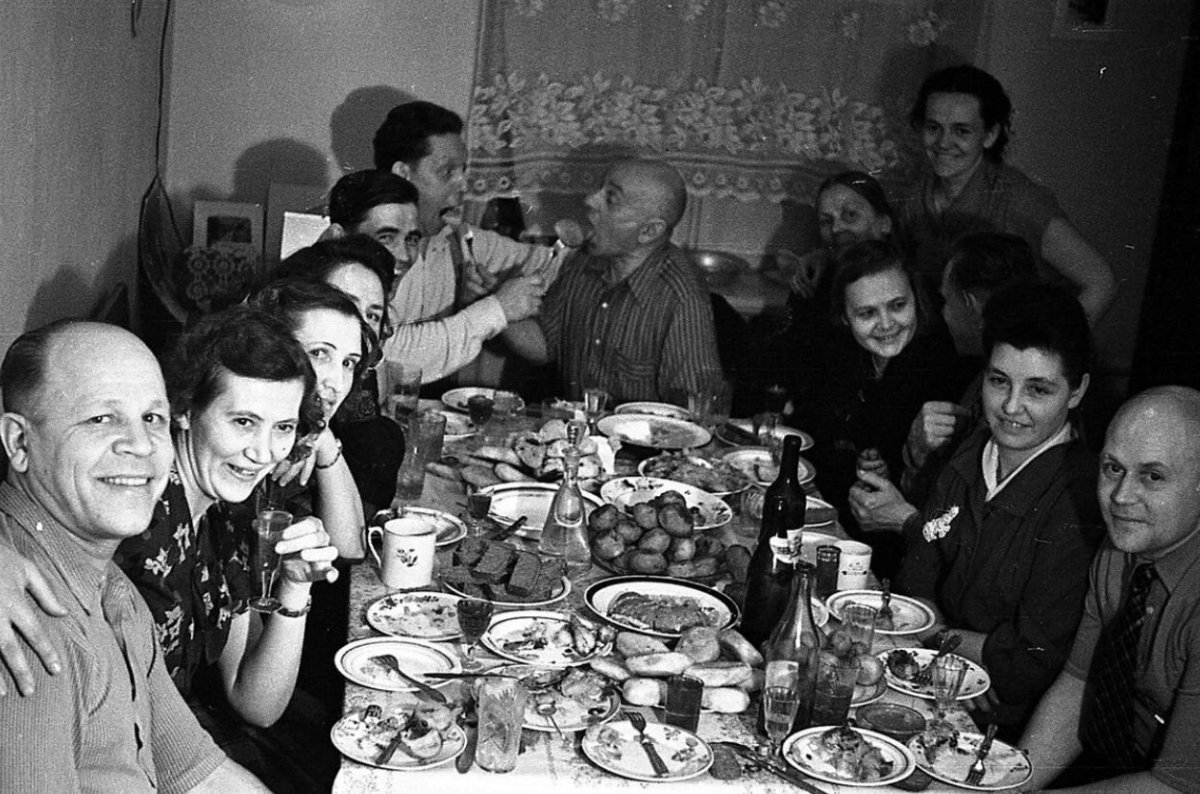 Новогодний стол в СССР