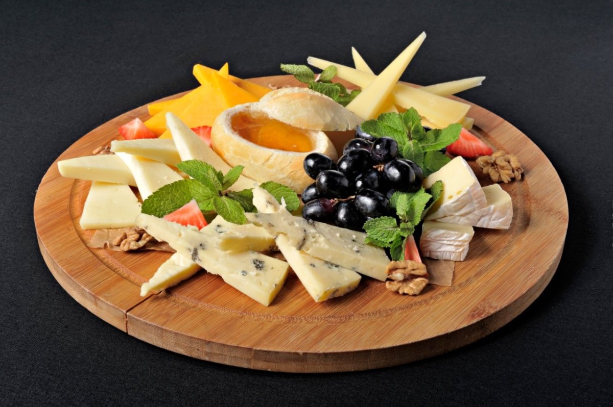 Сырная тарелка Садко