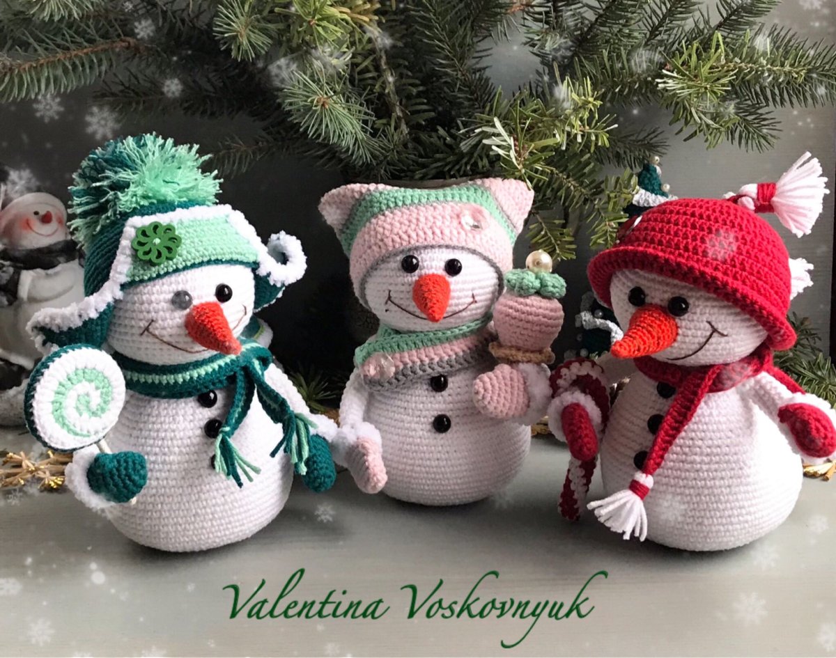 Новогодняя поделка Снеговик