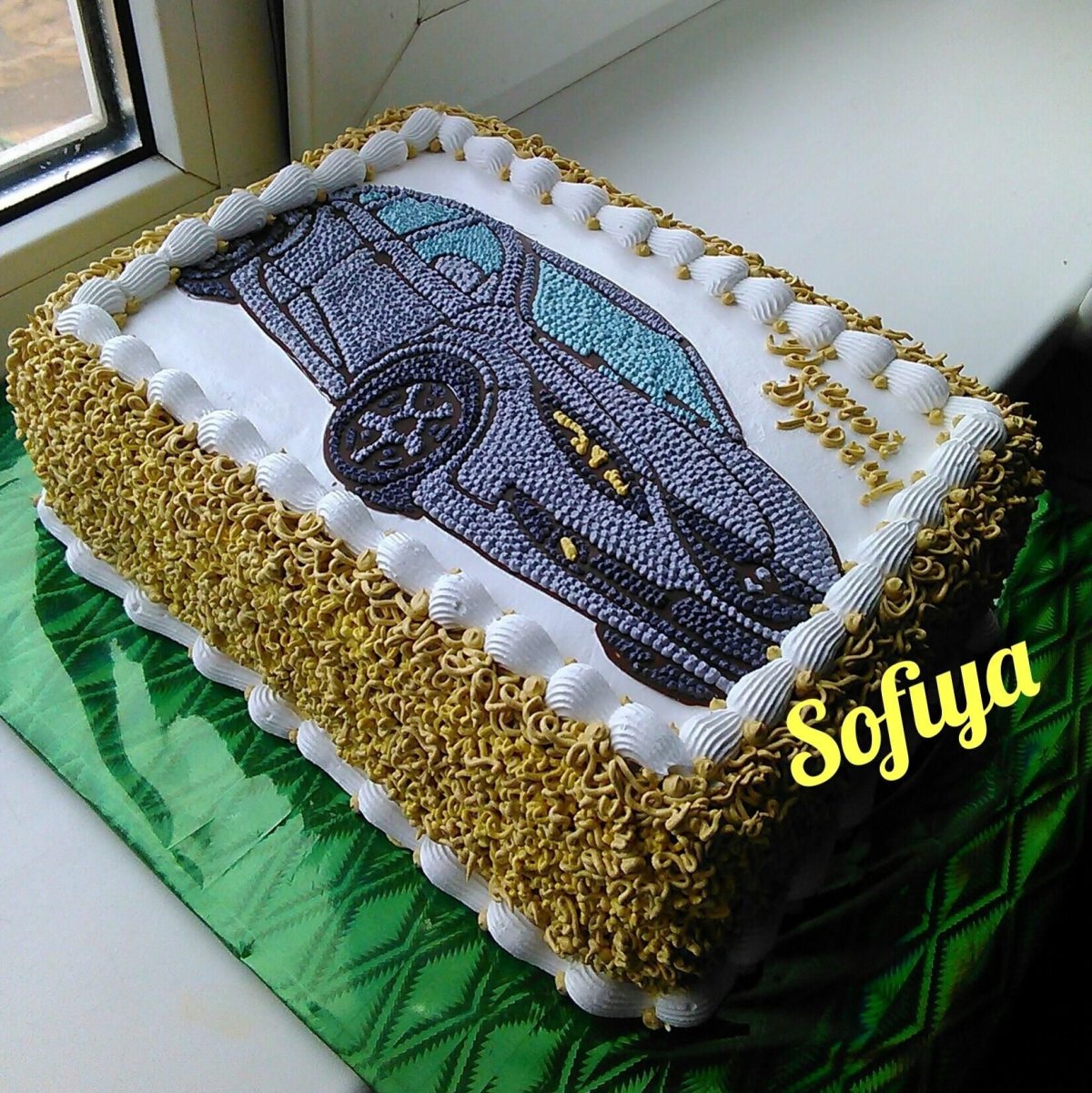 Торт для мальчика из крема