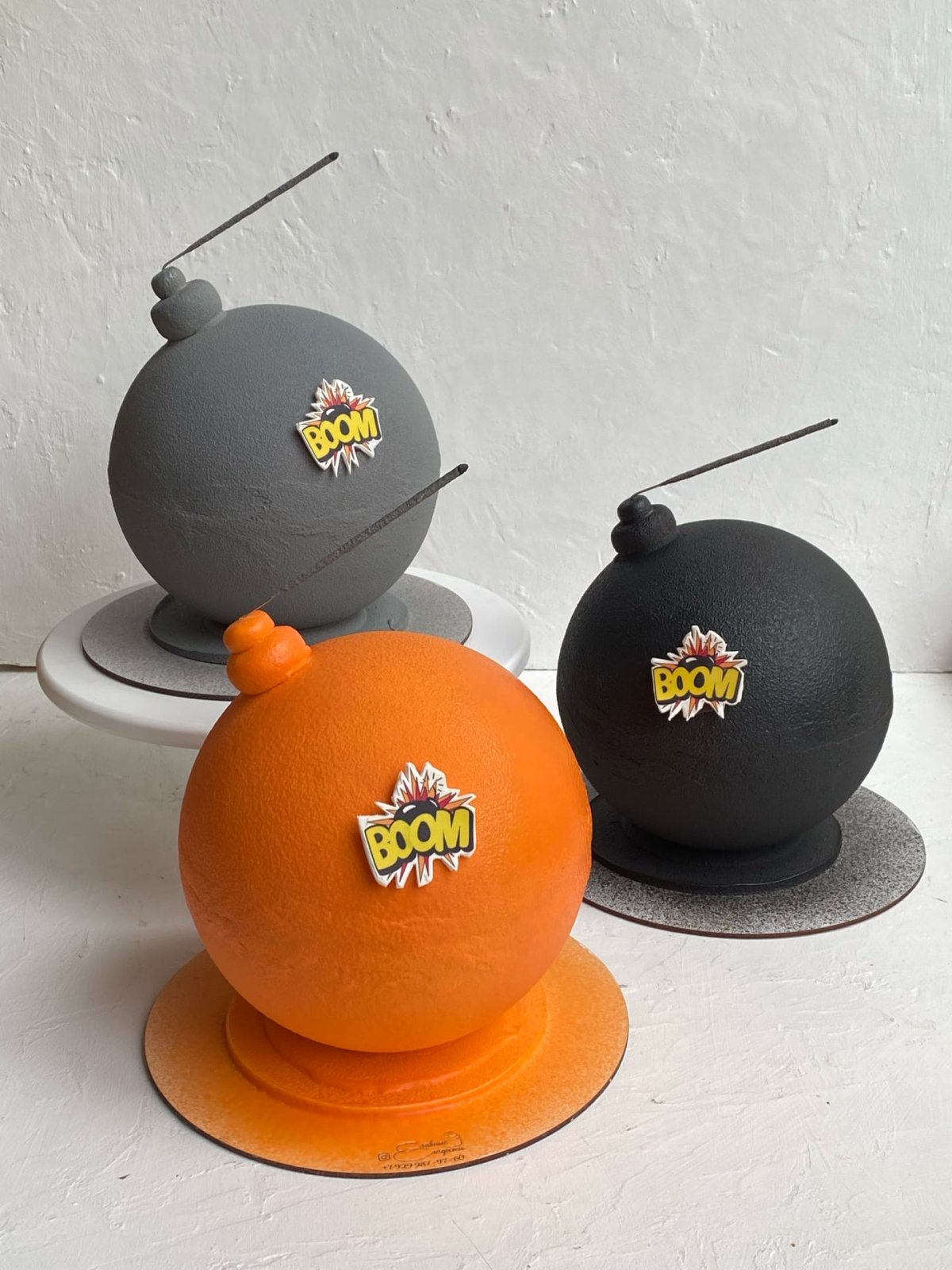 Торт в виде бомбы