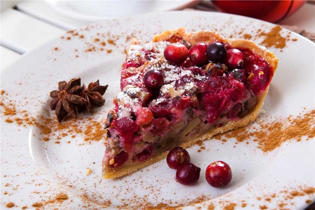 Торт с брусникой