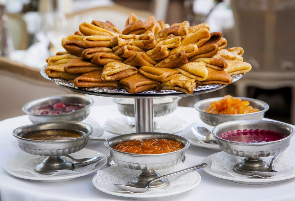 Стол на Масленицу