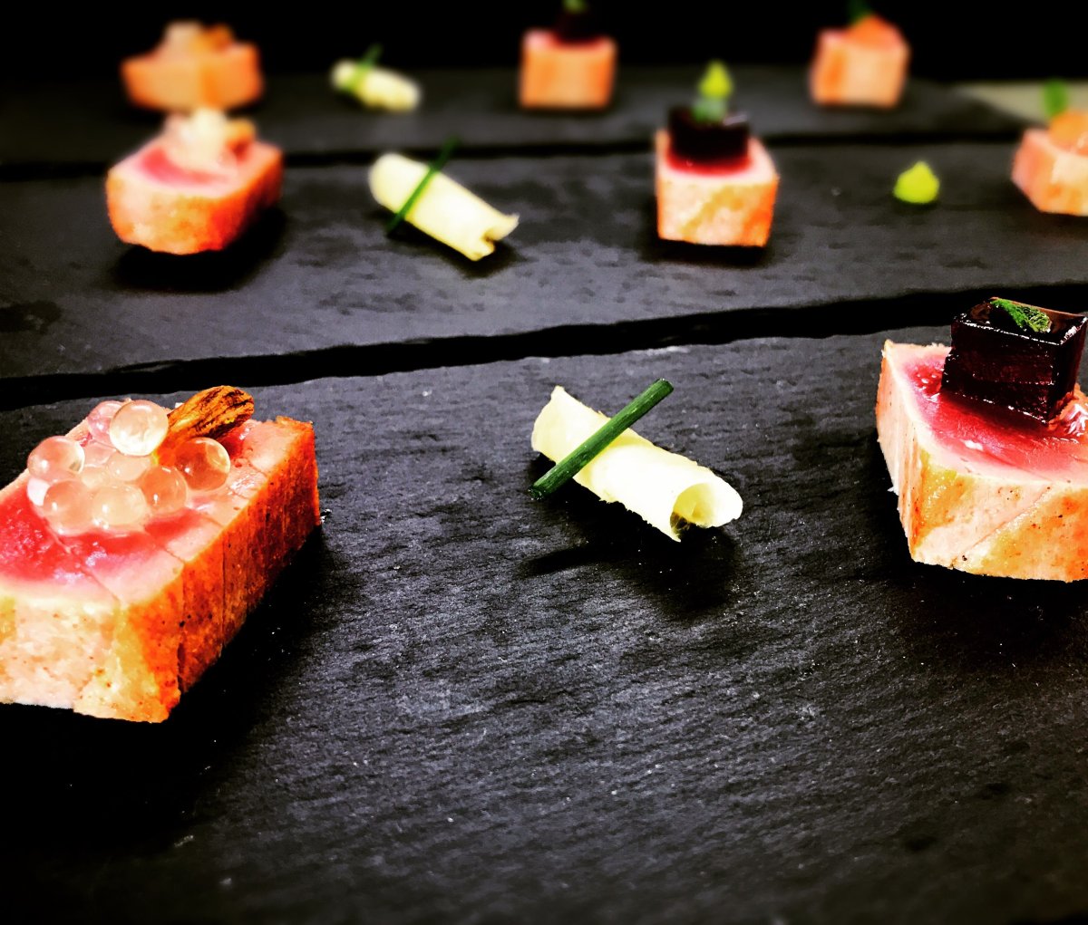 Канапе с крабом камчатским