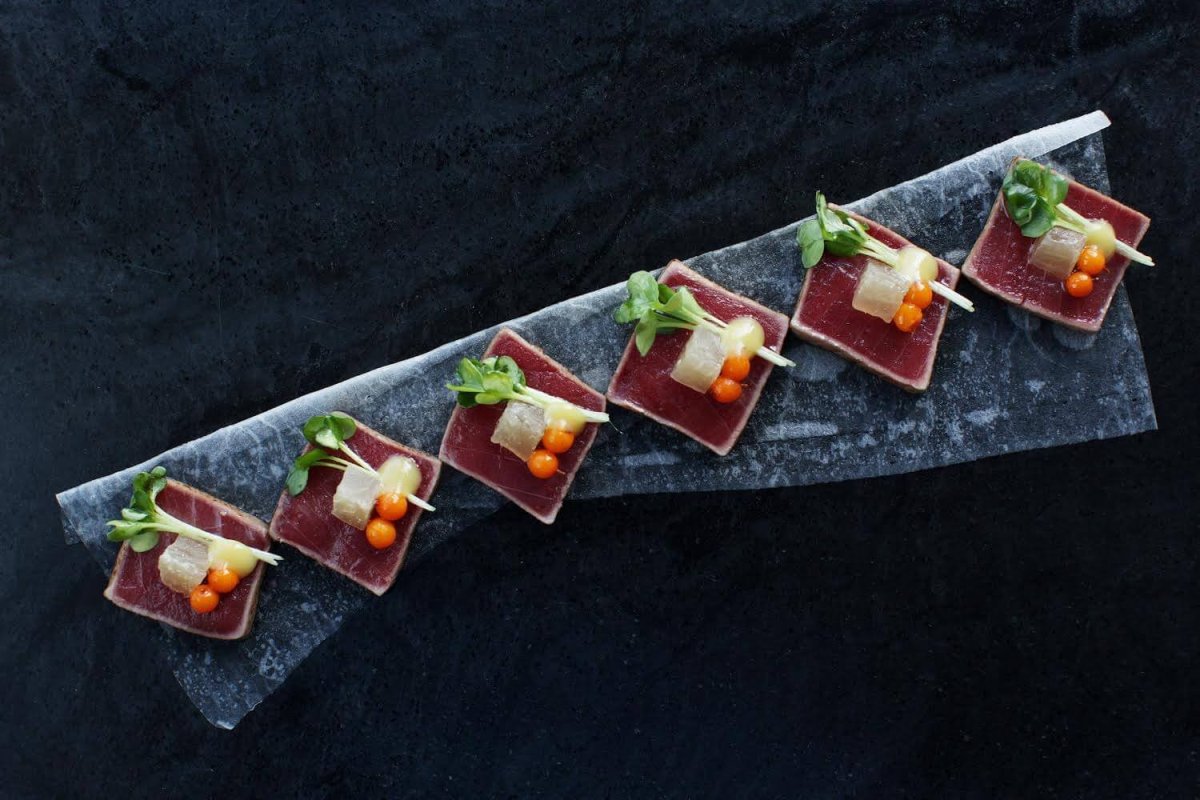 Канапе из тунца