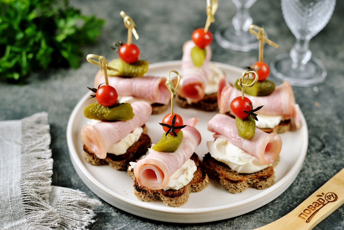 Канапе в стаканчиках