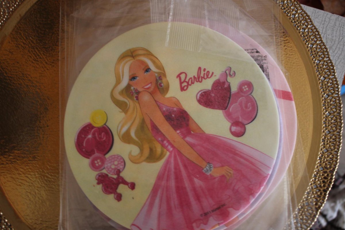 Вафельные бабочки для торта